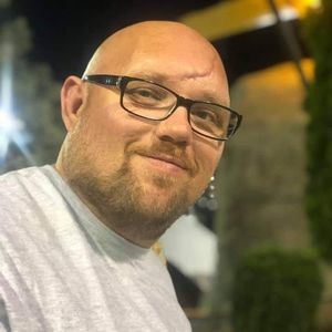 Meet your Posher, Chris